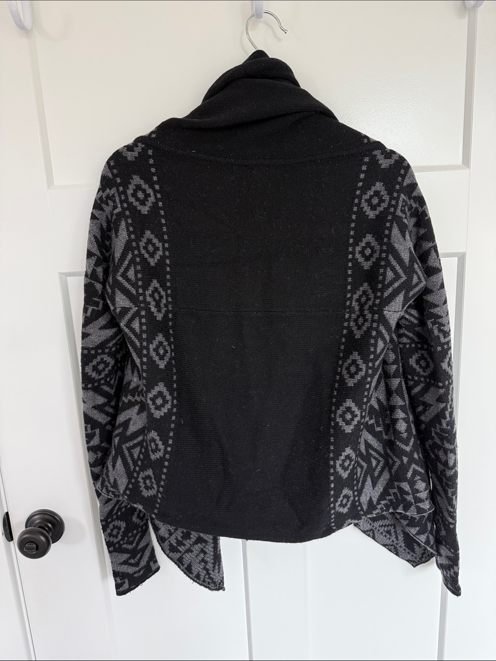 Patagonia Black & Gray Geometric Open-Front Cardigan - Picture 3 of 5